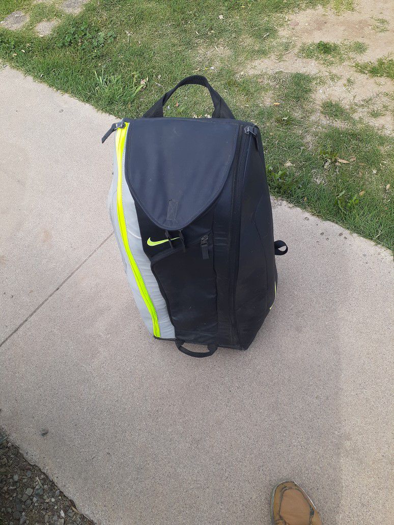 Nike One Tennis Backpack for in Glendale, AZ - OfferUp