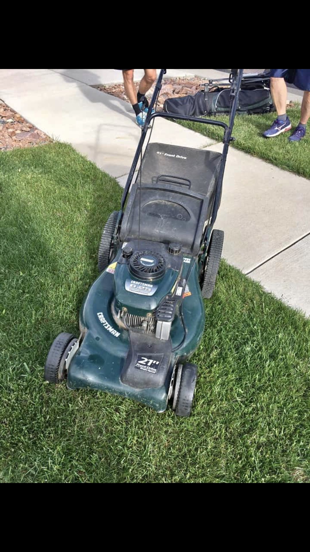 Self propelled Lawn mower