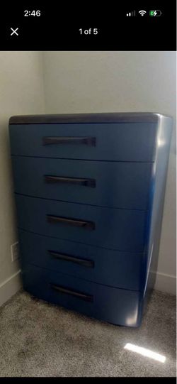 Vintage 5 drawer dresser