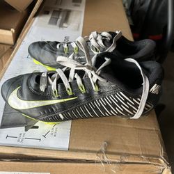 Cleats Size 9