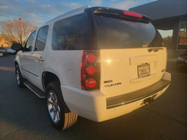 2009 GMC Yukon Denali