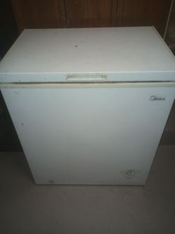 Deep freezer