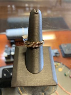 Women’s 10K Yellow Gold Ring