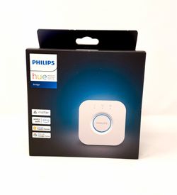 Philips Hue Bridge (3rd Generation) Lighting Controller Hub - White