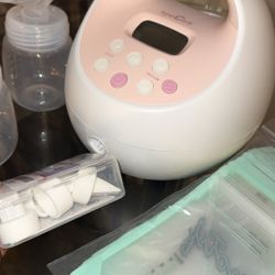 Spectra Breast Pump With Accessories 