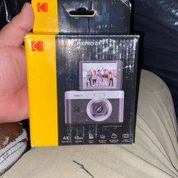 Kodak - PIXPRO C1 Digital Camera - Black