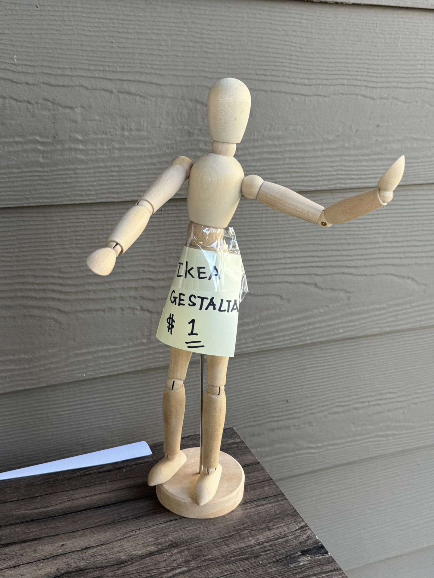 Declutter Sale on My Porch