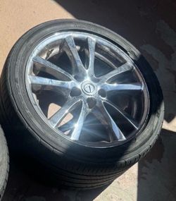 Lexus is250/350 wheel