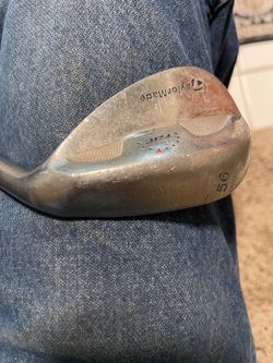 Taylormade golf wedge 56 degrees 12 bounce right hand