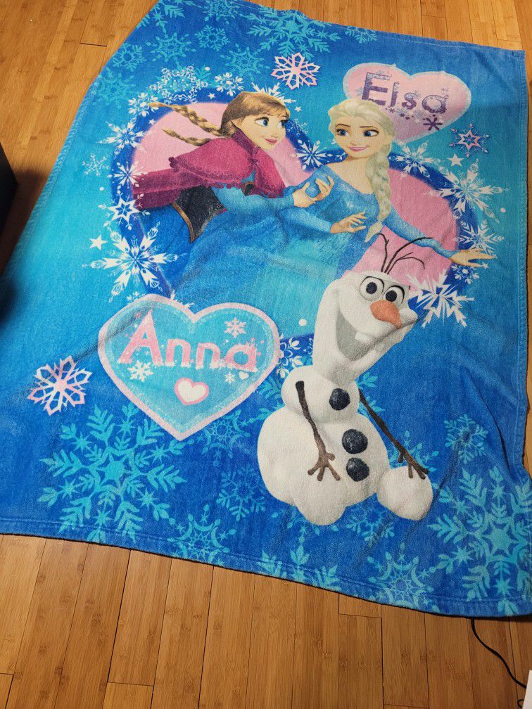 Elsa And Anna Blanket