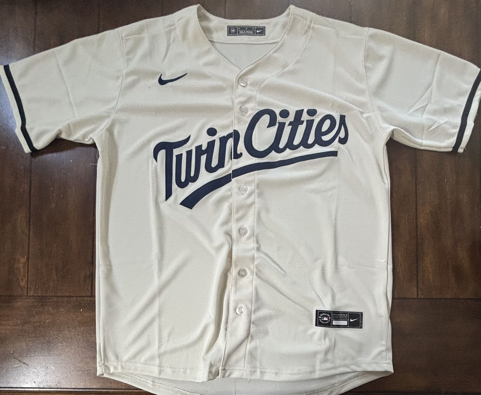 St Louis Cardinals City Connect “The Lou” Adult Medium NWT