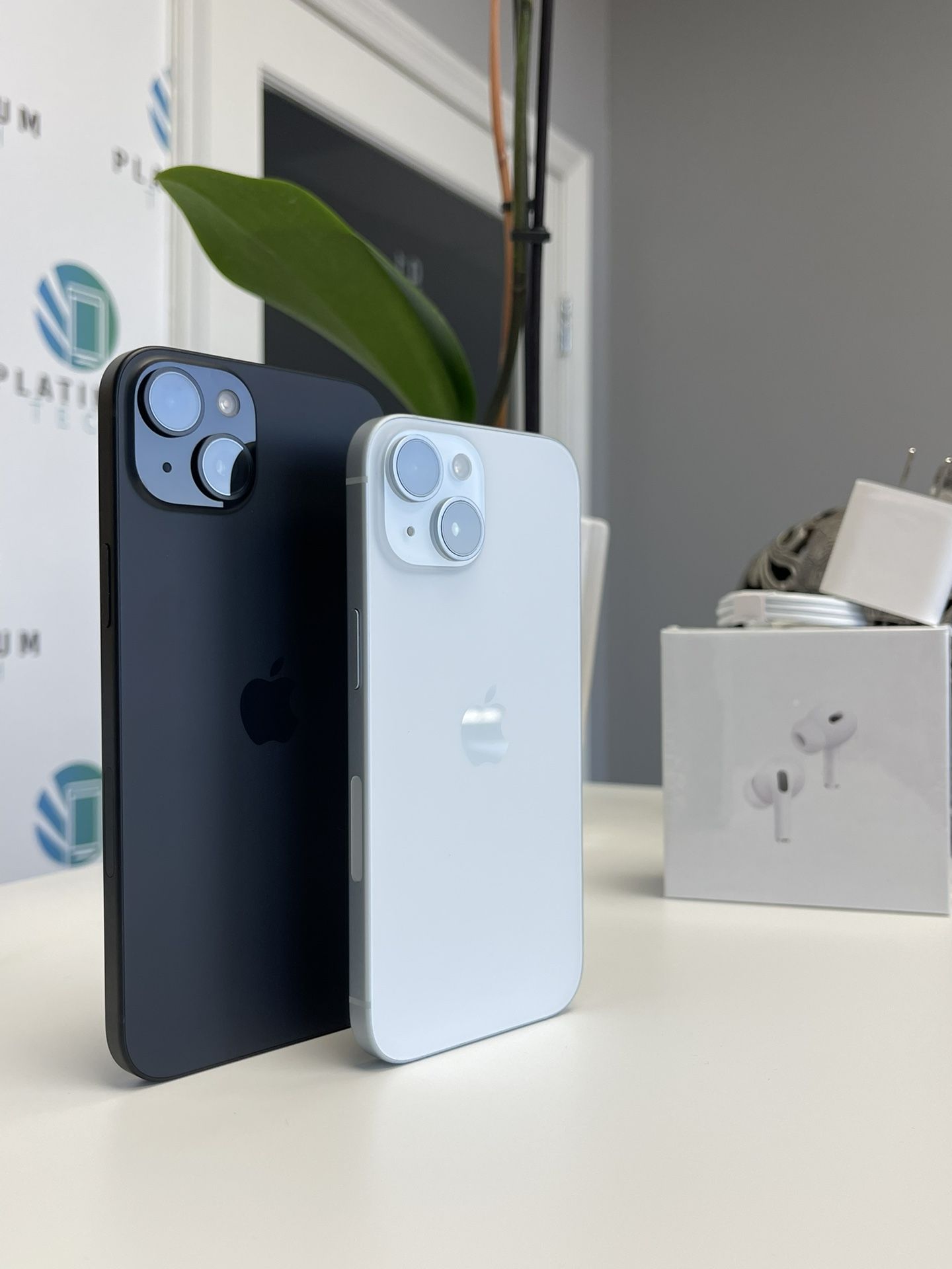 iPhone 15 Plus Unlocked 128Gb Black Like New With Warranty