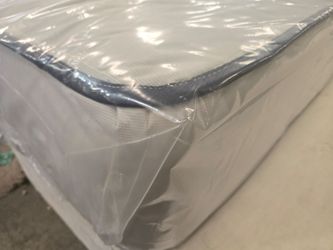 8" thick Queen Smooth Top Set
