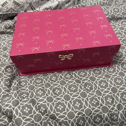 pink bow box