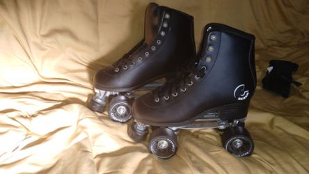 C7 Skates Seven Black Quad Roller Skates