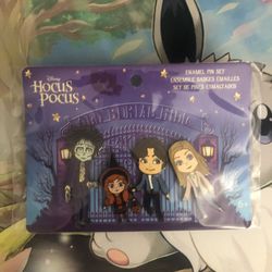 Loungefly Disney Hocus Pocus Characters 4 Enamel Pin Set 