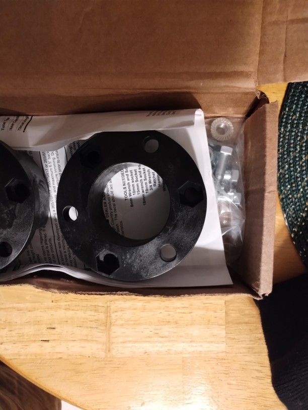 Rough Country 2.5" Leveling Kit for 2019-2023 Ford Ranger