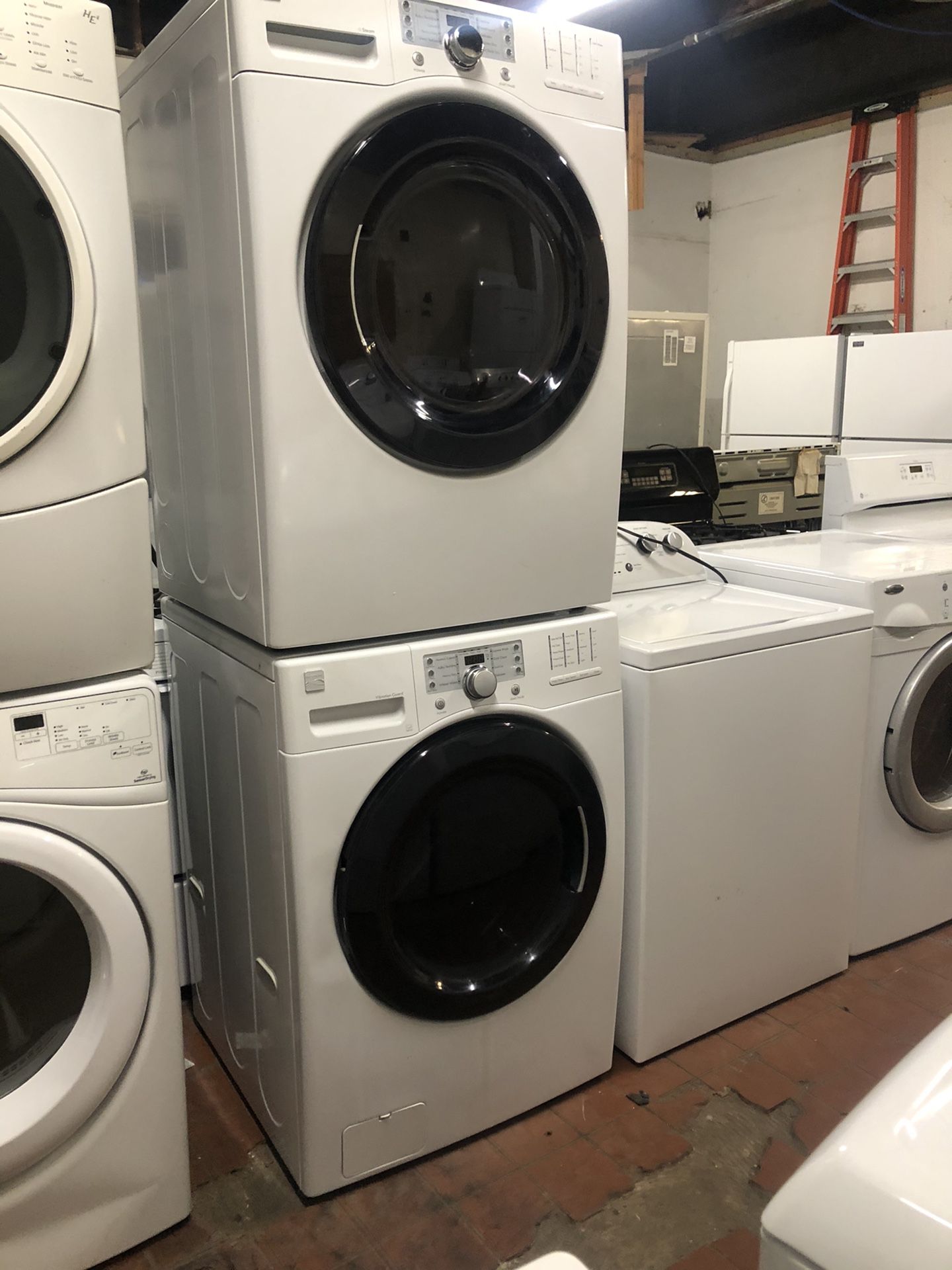 Kenmore washer and electric dryer 240v/lavadora y secadora electrica