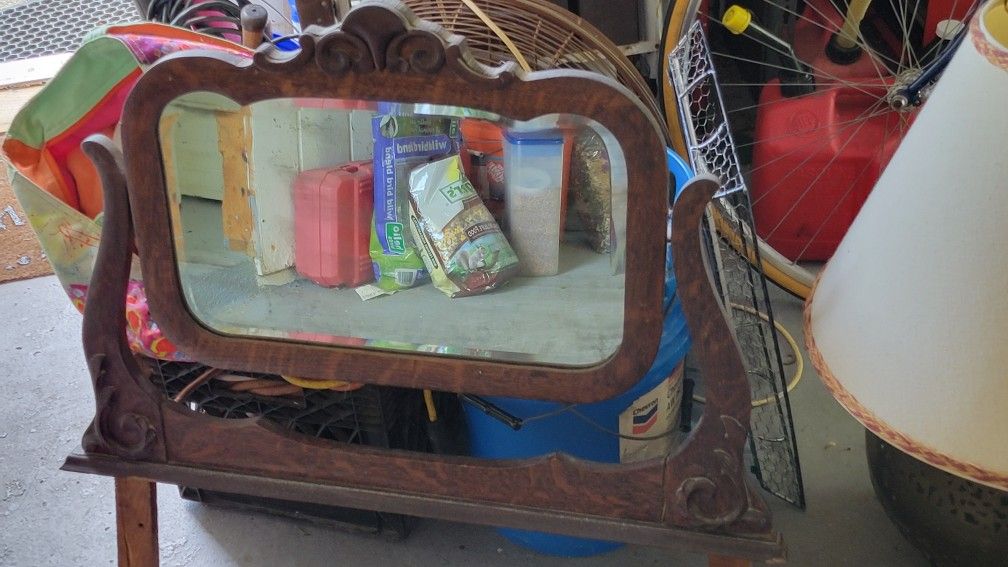Tiger Oak Dresser Mirror
