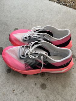 NewBalance Supercomp Elites V4(size: Men’s 9 (2E - Wide)