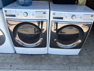 Kenmore elite xL capacity  Stackable or side by side  Washer and gas dryer  Excellent working condition  Heavy duty  XL capacity  W29 D33 H82 stacked 