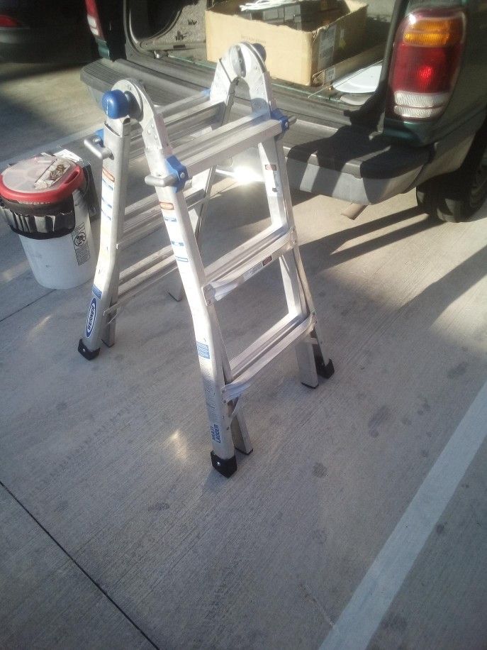 Werner Telescoping Multi-Ladder