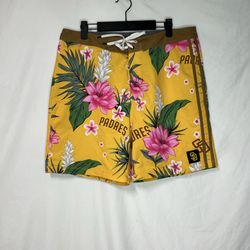 San Diego Padres 47’ Hurley Gold Phantom Tailgate Swim Shorts Mens 32 Yellow MLB
