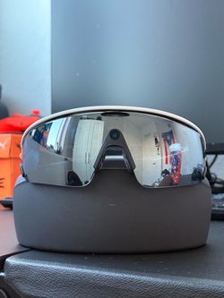 Meta glasses