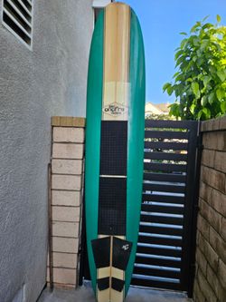 9'0 Surfboard  / Longboard