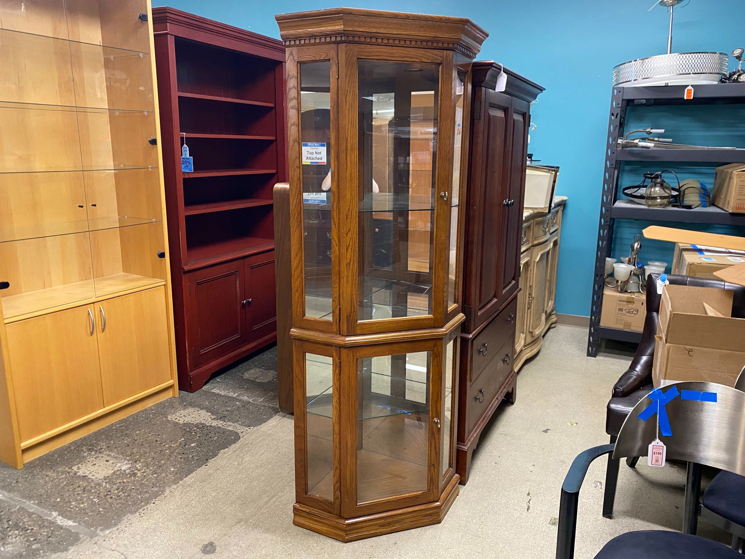 Lighted 3-Shelf Corner Display Case