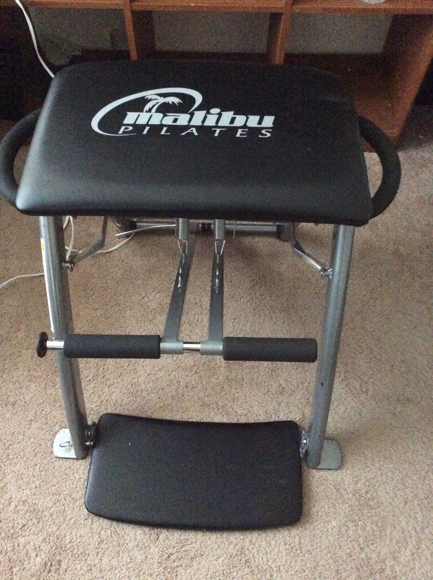 Malibu Pilates abs exercise machine