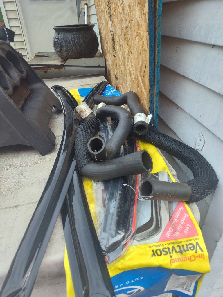 Truck/suv parts $100 takes everything/bestoffer or trade