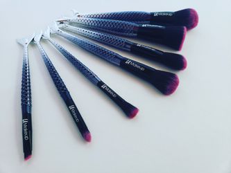 black mermaid makeup brushes