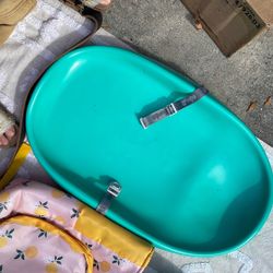 ‘Bumbo’ Teal Baby Changing Silicone Mat