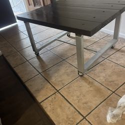 Heavy Duty Rolling Table, Steel Casters