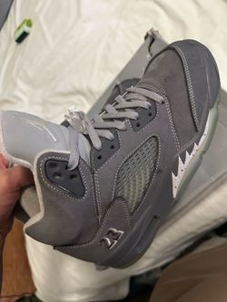 Wolf grey air Jordan 5 size 8.5