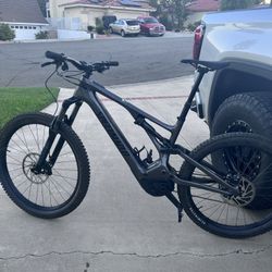 Specialized Comp Carbon Levo 