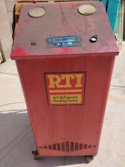 Refrigerant handling system