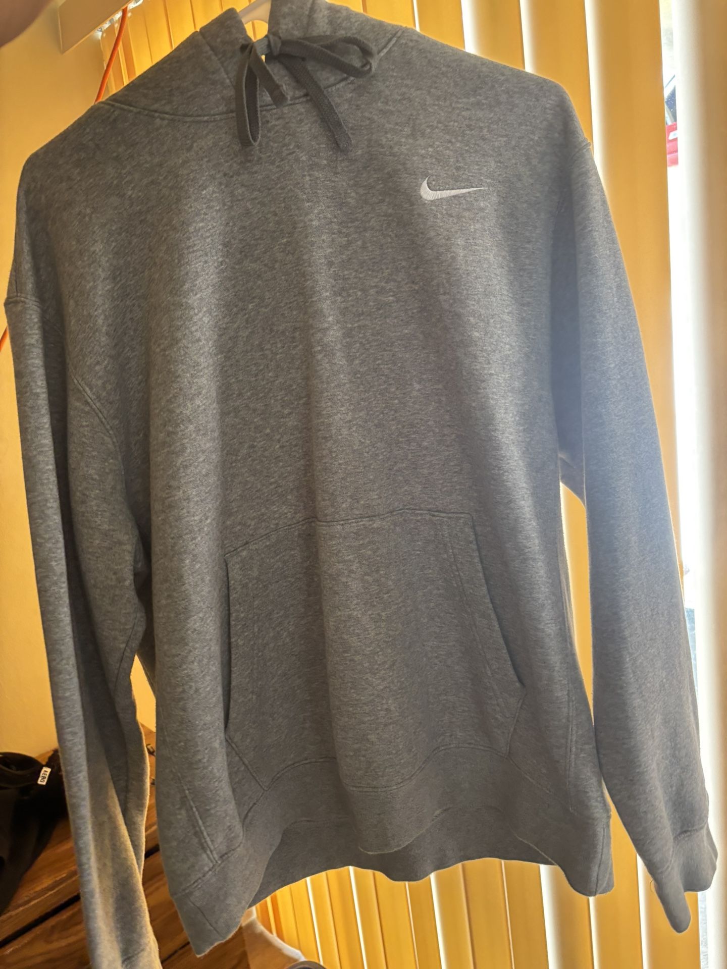 Nike Hoodie Gray