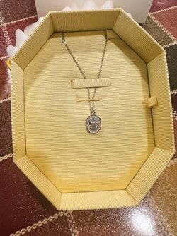 NEW Authentic SWAROVSKI Swan Pendant Necklace (silver) Gift for her