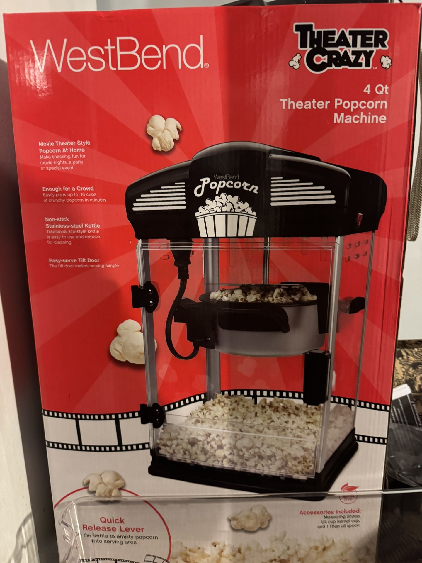 West Bend 4 Qt Movie Theater Popcorn Machine