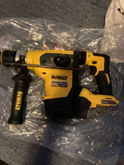 BRAND NEW Dewalt Flexvolt Hammerdrill NEVER USED