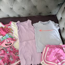 Girls T-Shirt and Shorts Setss!!