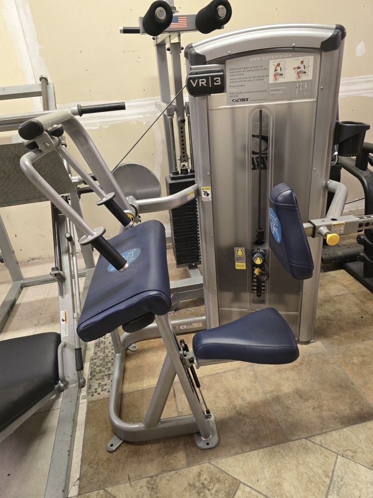 Cybex vr3 tricep extension commercial gym equipment exercise fitness weight machine