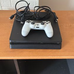 PS4 Slim