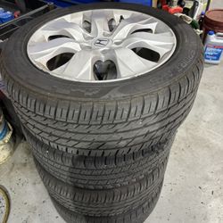 4 17 Inch Original Honda Wheels With Tires 