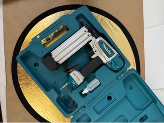 Used AF506 Makita Brand Nailer Pneumatic 18-Gauge 2” with hard case