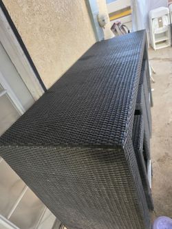 Outdoor wicker dining/ bar with bar stool
