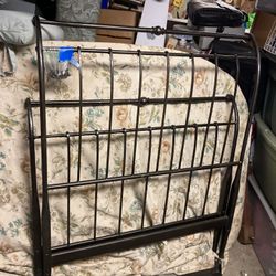 Balcony Twin Sleigh Bed