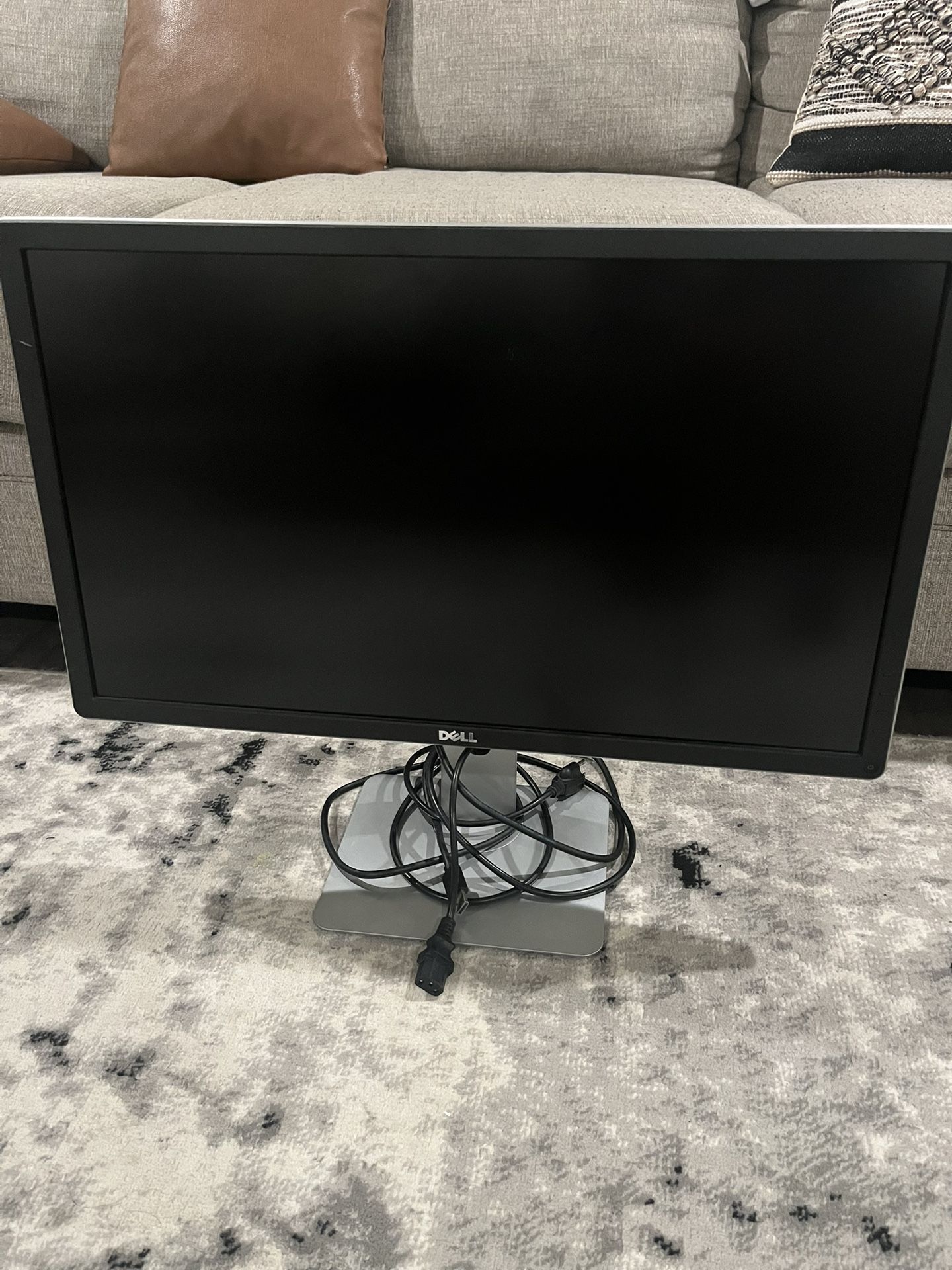 Dell Ultra HD 4k Monitor P2715Q 27-inch Monitor